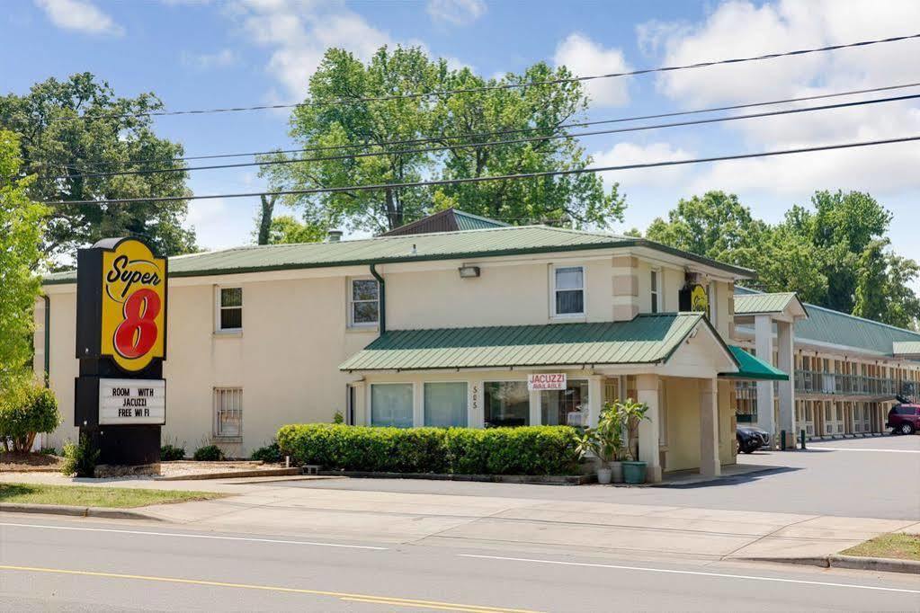 Super 8 By Wyndham Charlotte Downtown Area Motel Exterior photo